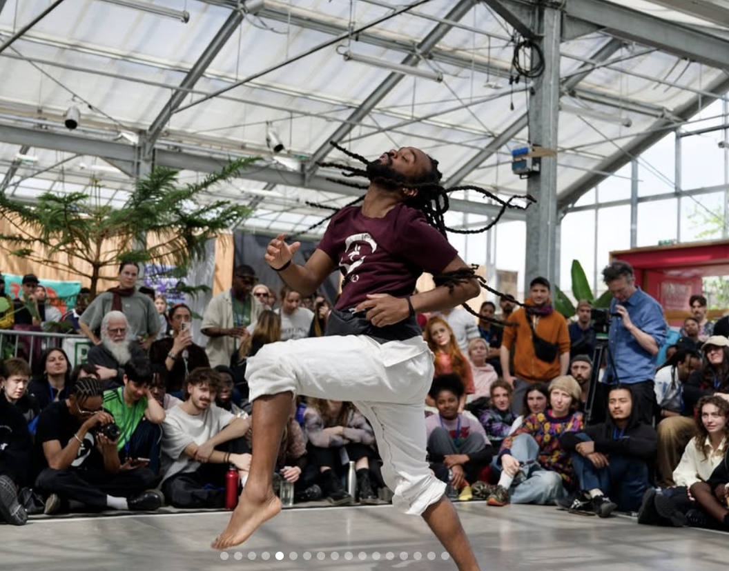 Festival (DIS)CONNECTED